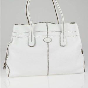 White Tod’s D-bag - great bag for spring!!